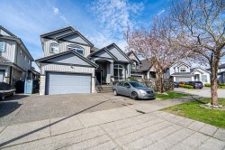 12761 60a Avenue Surrey, BC V3X 0A1