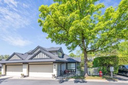 52-17917 68 Avenue Surrey, BC V3S 9C2