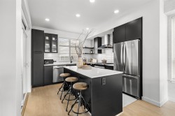 34-2891 Montrose Avenue Abbotsford, BC N0N 0N0