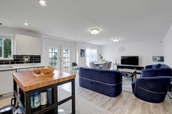 16123 86 Avenue Surrey, BC V4N 4R9