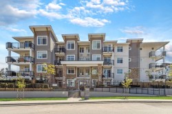 405-19940 Brydon Crescent  Langley, BC V3A 0K8