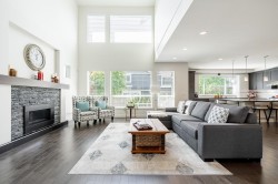 16716 18 Avenue Surrey, BC V3Z 0T3