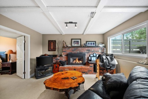 21723 24 Avenue, Langley, BC - Indoor Photo Showing Living Room With Fireplace