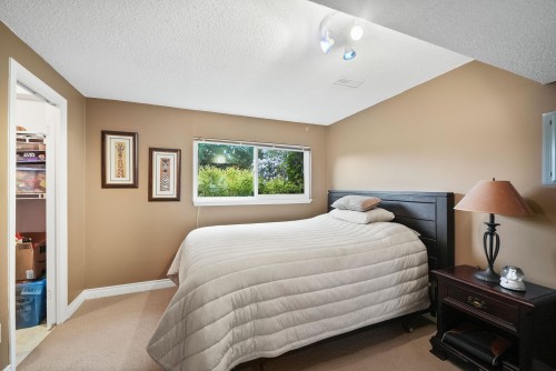 21723 24 Avenue, Langley, BC - Indoor Photo Showing Bedroom