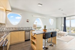 3701-13495 Central Avenue Surrey, BC V3T 0K2