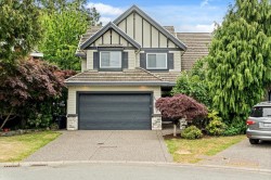 14915 35 Avenue Surrey, BC V3S 0T4