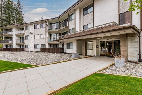 218-15020 North Bluff Road  White Rock, BC V4B 5A4