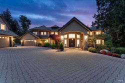 3575 140 Street Surrey, BC V4P 2B1