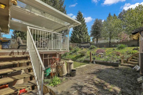 11230 Lansdowne Drive, Surrey, BC 