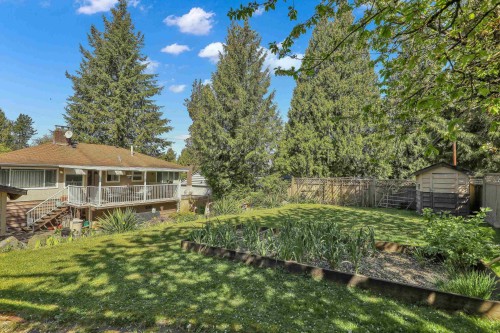 11230 Lansdowne Drive, Surrey, BC 