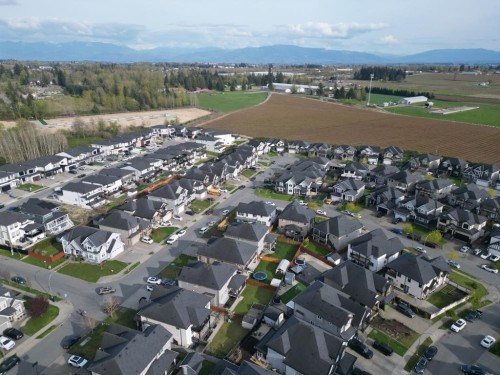 2617 Railcar Crescent, Abbotsford, BC 