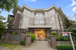 211-13555 Gateway Drive Surrey, BC V3T 0B5
