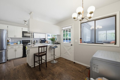 15524 105A Avenue, Surrey, BC 