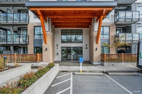 402-20356 72b Avenue  Langley, BC V2Y 4J9