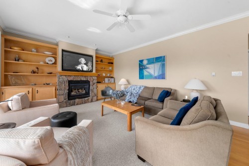 8742 166 Street, Surrey, BC 