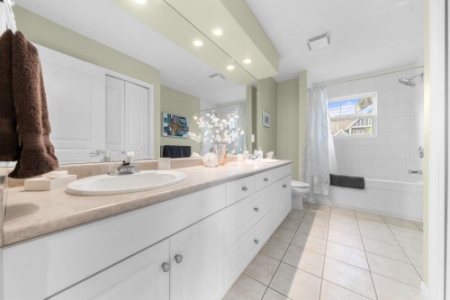8742 166 Street, Surrey, BC 