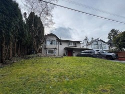 14686 St. Andrews Drive  Surrey, BC V3R 5V4