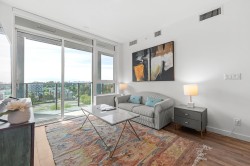 1712-10448 University Drive Surrey, BC V3T 0S7