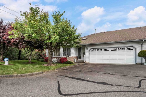 1-2988 Horn Street  Abbotsford, BC V2S 3C1