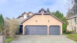 10875 163 Street Surrey, BC V4N 1N8