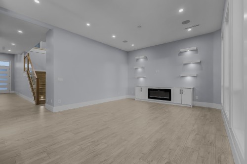 18764 62A Avenue, Surrey, BC 