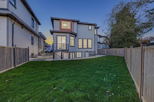18764 62A Avenue, Surrey, BC 
