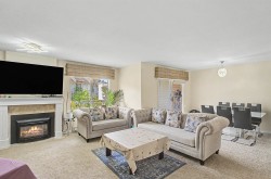 315-9299 121 Street Surrey, BC V3V 7X8
