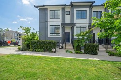 82-2075 Oak Meadows Drive Surrey, BC V3Z 1J6
