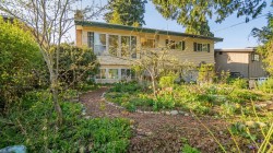 32075 Debreen Crescent Abbotsford, BC V2T 1H1