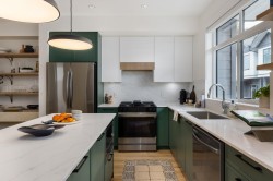 28-17429 59 Avenue Surrey, BC V3S 1P3