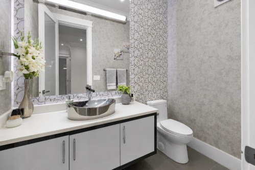 8671 Galway Crescent, Surrey, BC 