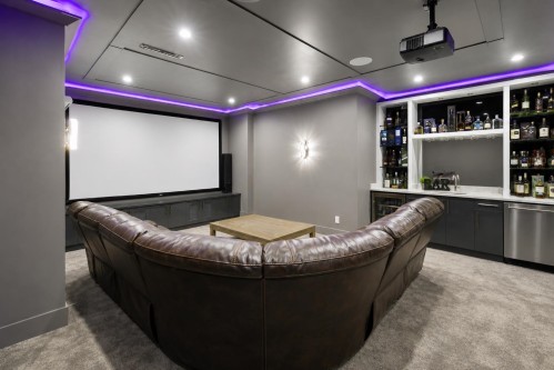 8671 Galway Crescent, Surrey, BC 