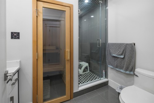 8671 Galway Crescent, Surrey, BC 