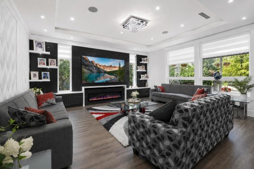 8671 Galway Crescent, Surrey, BC 