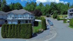 33601 12 Avenue Mission, BC V2V 7B4