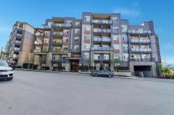 413-11077 Ravine Road Surrey, BC V3T 0R7