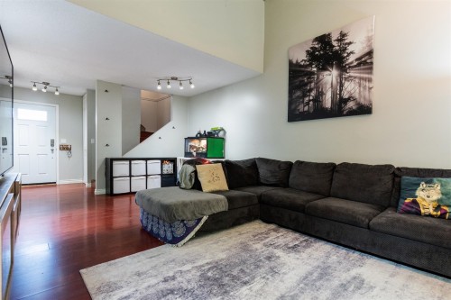 6217 Greenside Drive E, Surrey, BC 