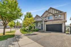 6277 146a Street Surrey, BC V3S 3T1