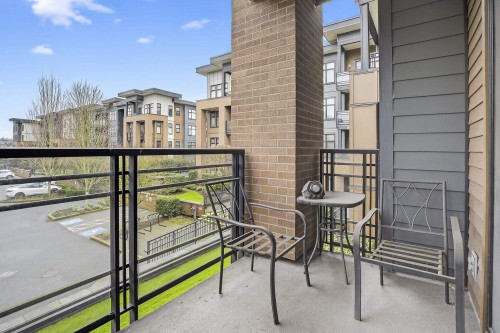216-20068 Fraser Highway, Langley, BC 