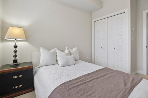 216-20068 Fraser Highway, Langley, BC 