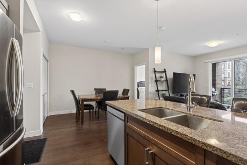 216-20068 Fraser Highway, Langley, BC 