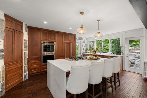 24244 60 Avenue, Langley, BC - Indoor