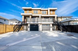 101-7472 124 Street Surrey, BC V3W 1P2