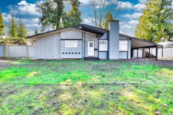 20572 43 Avenue Langley, BC V3A 3C2