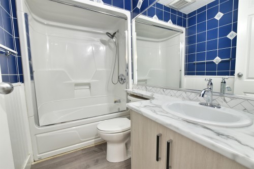 20572 43 Avenue, Langley, BC 