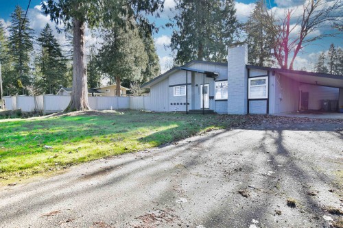 20572 43 Avenue, Langley, BC 
