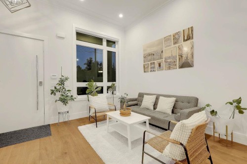 17849 Barnston Drive E, Surrey, BC 