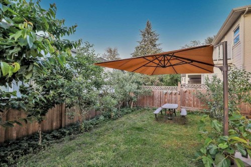 17849 Barnston Drive E, Surrey, BC 