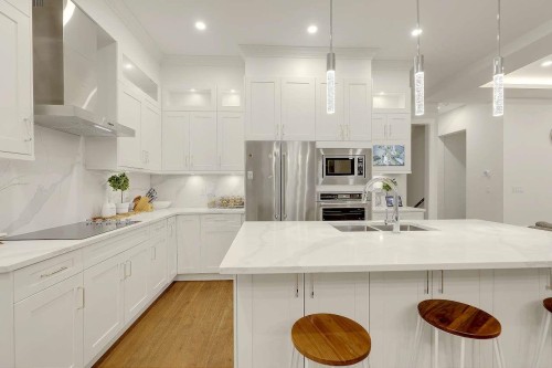 17849 Barnston Drive E, Surrey, BC 