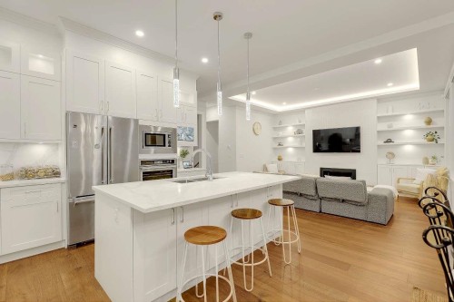 17849 Barnston Drive E, Surrey, BC 